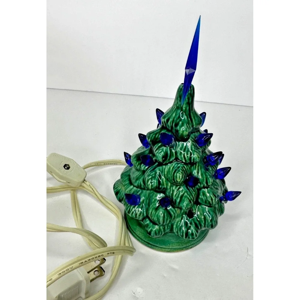VTG Ceramic Light Up Christmas Tree Blue 5